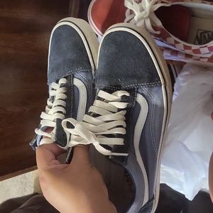 vans